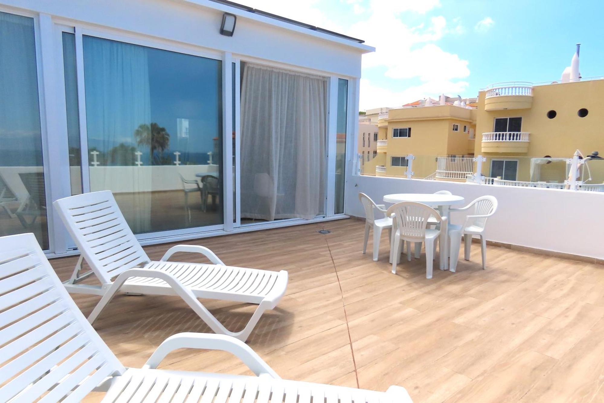 Suncanarias Apartamentos Cristal Playa La Arena Puerto de Santiago  Exterior photo